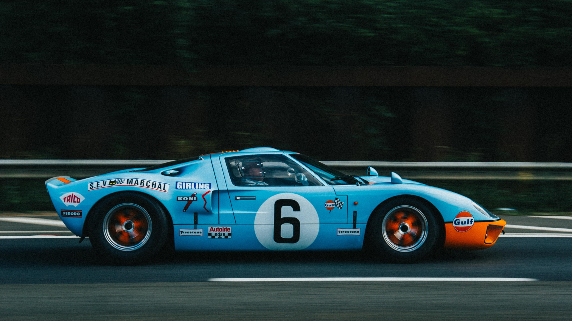 Pexels-Ollie-Craig-9154279