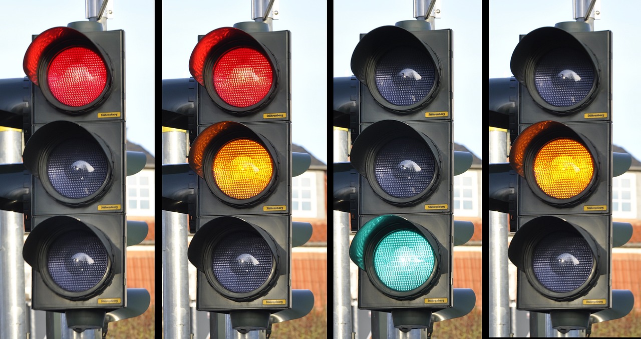 traffic-light-876056_1280.jpg